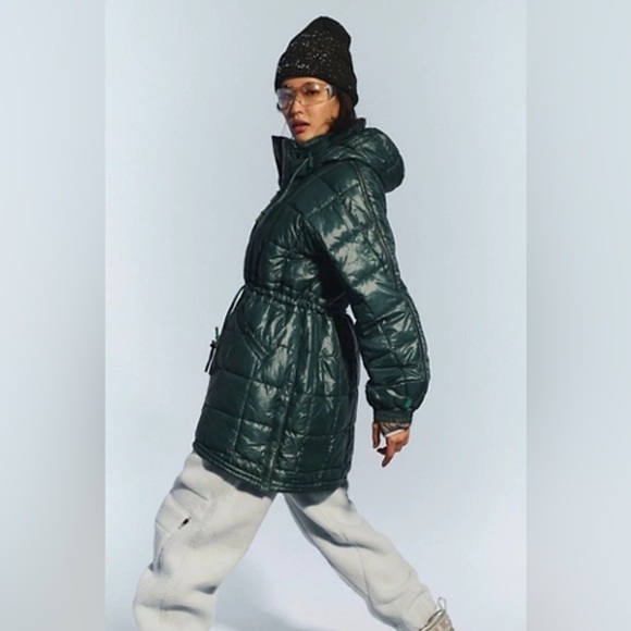 FREE PEOPLE NWT Patricia Packable Poncho Puffer in Green XS - Picture 3 of 10